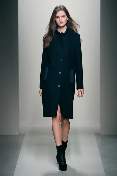 Look 4